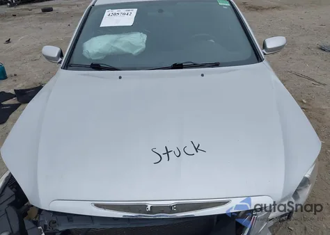 2011 Chrysler 200 Touring из США, поврежденный, VIN 1C3BC1FB3BN585679